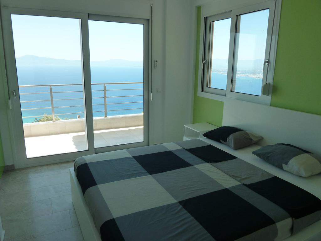 Shiraz Villas กาลามาตา ภายนอก รูปภาพ