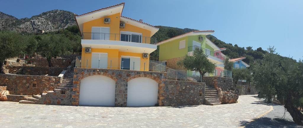 Shiraz Villas กาลามาตา ภายนอก รูปภาพ