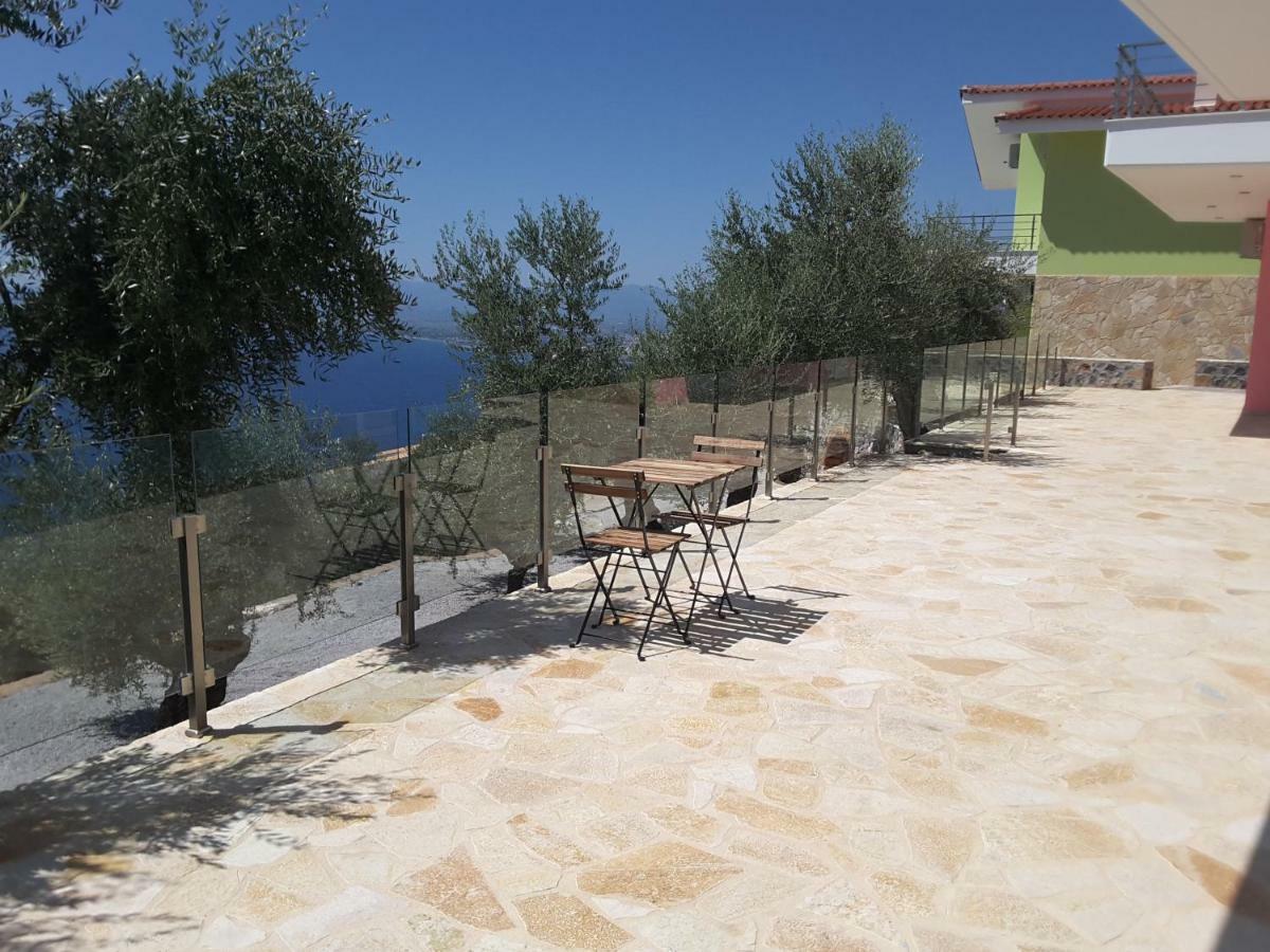 Shiraz Villas กาลามาตา ภายนอก รูปภาพ